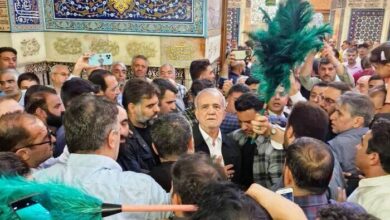 رئیس جمهور به زیارت حرم مطهر امام رضا(ع) مشرف شد - هشت صبح
