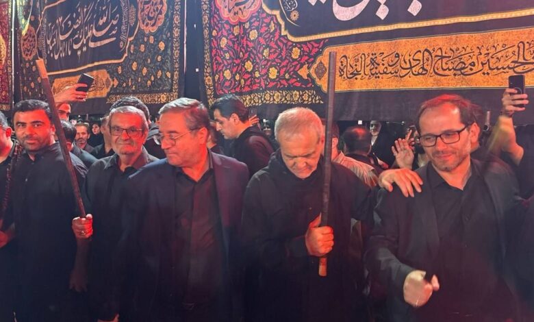 حضور پزشکیان در مراسم شام غریبان حضرت اباعبدالله الحسین (ع) در ارومیه - هشت صبح