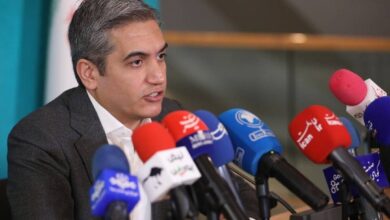 فتحی: تهدید به تجمع مقابل مجلس به ضرر نظام و دشمن شادکن است - هشت صبح