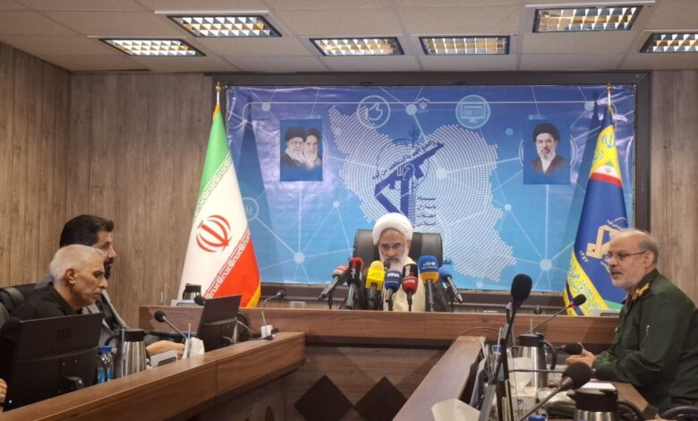 حاجی صادقی: دشمن در مقابل ایران قوی مستأصل شده است - هشت صبح