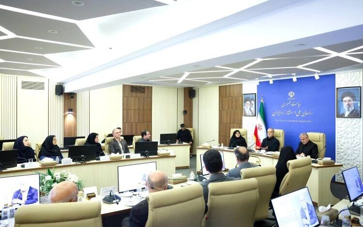 بازدید پزشکیان از پژوهشکده صنایع غذایی سازمان ملی استاندارد - هشت صبح