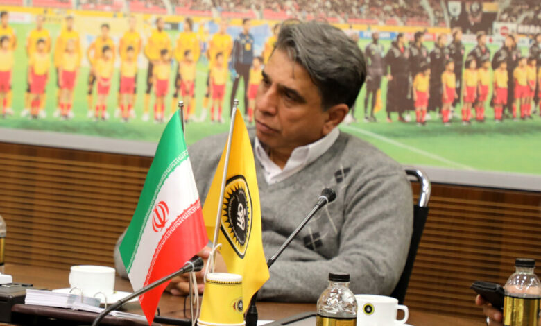 ماجرای راه‌اندازی کارزار برکناری نیکفر/ فشار هواداران سپاهان علیه مدیریت باشگاه