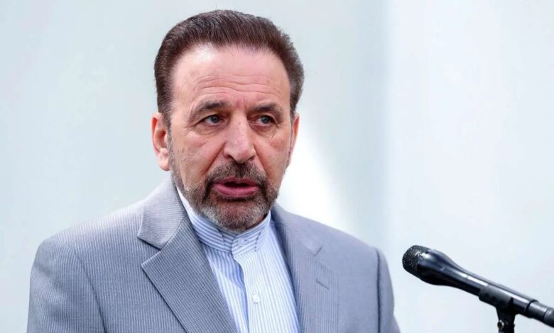 واعظی: توافقی که حاصل شد، از موضع قدرت بود/ اقلیتی که با مذاکرات مخالفت می‌کنند، بگویند که اگر مذاکره نباشد، آلترناتیو چیست؟/ وضعیت «نه جنگ، نه صلح»، غالباً به ابزاری برای فرسایش تدریجی توان یک کشور تبدیل می‌شود/ تمامی دستگاه‌های ذی‌ربط حاکمیت در پروسه تدوین پیش‌نویس توافق نقش داشته‌اند