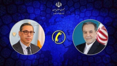 گفت‌وگوی تلفنی وزرای خارجه ایران و قبرس/ عراقچی: توافق تهران و واشنگتن می‌تواند سرآغاز فصلی تازه در روابط ما با سایر کشور‌های جهان و زمینه‌ساز گسترش تعاملات اقتصادی باشد/ کمبوس: این توافق گامی مهم در جهت تقویت ثبات منطقه‌ای است
