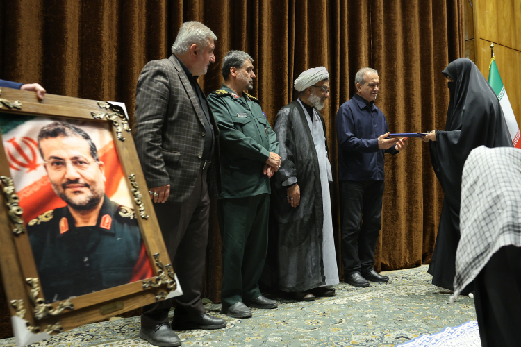 مردانی: اساتید بسیجی آماده کمک به کارآمدی نظام حکمرانی هستند