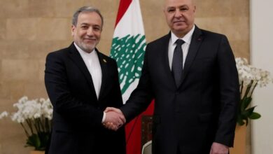 عراقچی مقامات لبنانی را در جریان جزییات بندهای تفاهم نامه اسلام آباد به ویژه مفاد مربوط به لبنان قرار داد / مقامات لبنانی از گنجانده شدن موضوع خاتمه جنگ علیه لبنان در متن یادداشت تفاهم قدردانی کردند
