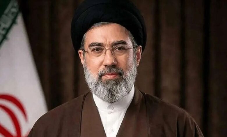 در مسیر رسیدن به این مرحله، مسئولین امر از سر دلسوزی و با حسن نظر، تلاش‌های زیادی را به عمل آوردند/ بنده علی الاصول نظر دیگری داشتم، ولی از باب تعهّدی که رئیس‌جمهور محترم دادند و تصریح به قبول مسئولیت آن نمودند، اجازه توافق را صادر نمودم‌/ بدیهی است که مذاکرات حضوری که در آینده برقرار خواهد شد، به معنی پذیرش نظر دشمن نخواهد بود