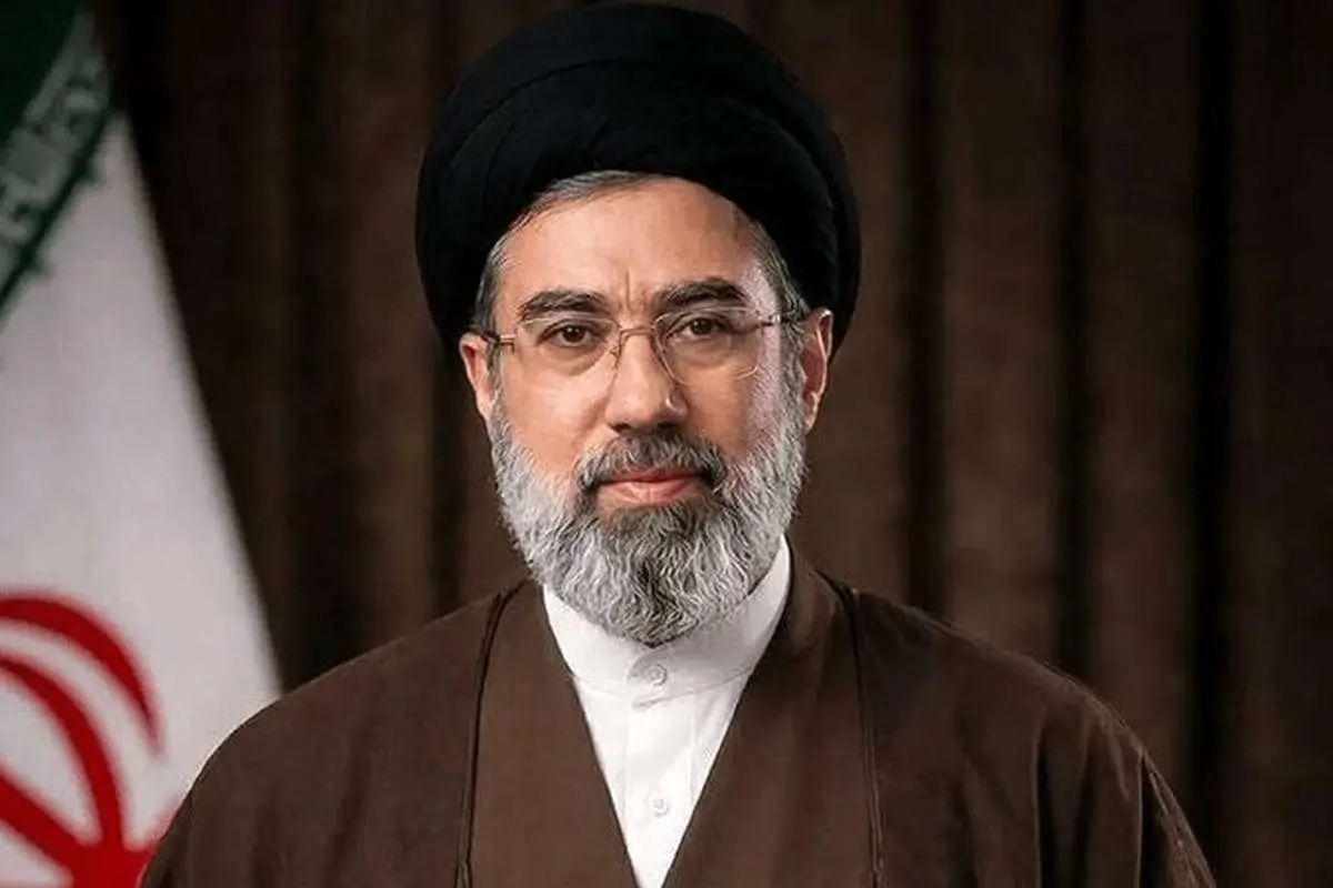 در مسیر رسیدن به این مرحله، مسئولین امر از سر دلسوزی و با حسن نظر، تلاش‌های زیادی را به عمل آوردند/ بنده علی الاصول نظر دیگری داشتم، ولی از باب تعهّدی که رئیس‌جمهور محترم دادند و تصریح به قبول مسئولیت آن نمودند، اجازه توافق را صادر نمودم‌/ بدیهی است که مذاکرات حضوری که در آینده برقرار خواهد شد، به معنی پذیرش نظر دشمن نخواهد بود