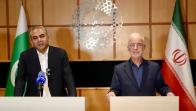 مومنی