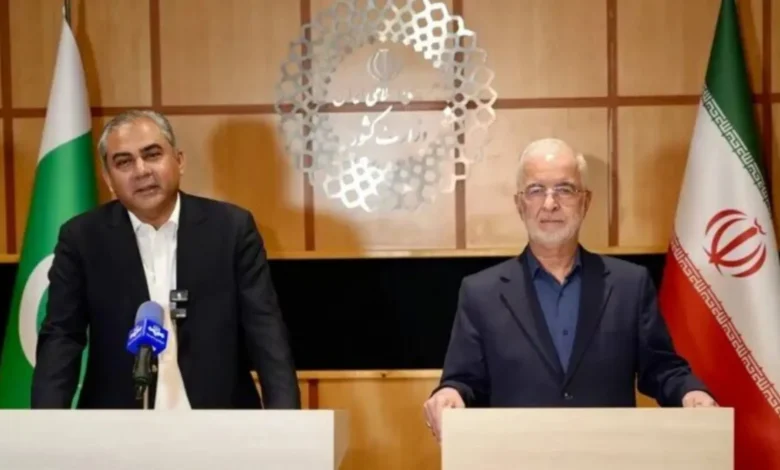 مومنی