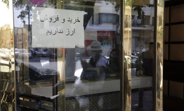 خبرگزاری دولت: دلار ۱۶۰ هزار تومانی هم خریدار ندارد/ امیدواری به کاهش بیشتر نرخ‌ها / قیمت ارز تا حدود ۲۰ درصد می‌تواند کاهش قیمت را تجربه کند