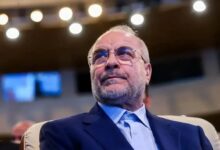 قالیباف: آن روزی که من پا در میدان دیپلماسی گذاشتم گفتم که من اینجا آمده‌ام که هم آبرو بدهم، هم خونِ دل بخورم و هم خون بدهم؛ اما اگر کسی فکر کند که از مسیر امام شهید، مسیر انقلاب و عقلانیت ذره‌ای فاصله می‌گیرم، هرگز