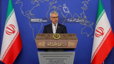 سخنگوی وزارت خارجه: با وجود حملات دیروز اسرائیل به جنوب لبنان، تهران با محوریت مصالح کلان، اجازه بر هم خوردن تمرکز دیپلماتیک را نداد/ تحولات، از نهایی شدن یادداشت تفاهم برای خاتمه دادن به جنگ علیه ایران و تمام جبهه‌ها حکایت دارد/ ذکر سه باره نام «لبنان» در یادداشت مذکور، گویای جایگاه راهبردی این کشور در روند سازش است