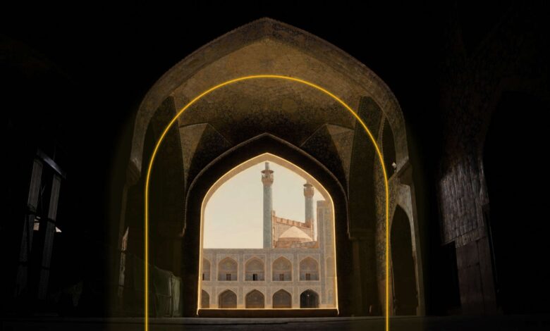 پروژه مسئولیت اجتماعی «طاق جاودان»؛ پیوند هویت برند بیمهبازار با حفاظت از میراث فرهنگی