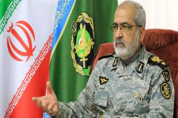 امیر شیخ: خلبان شهید کاظمی آیینه مجسم جرأت و شجاعت شد - هشت صبح