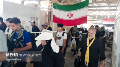 نوبت‌دهی در پایانه «برکت» هوشمند شد؛ هدایت رانندگان اربعین با کیوآرکد - هشت صبح