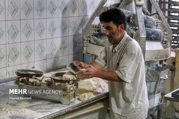 اتاق اصناف ایران: نظارت بر نانوایی‌ها تشدید می‌شود - هشت صبح