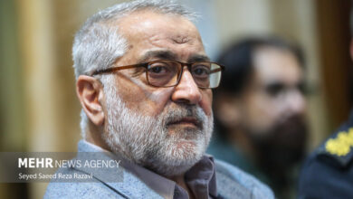 سردار شکارچی: هرچقدر مقاومت کنیم پیروزی‌ها بیشتر خواهد بود - هشت صبح