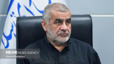 نیکزاد: امام خامنه ای (ره) نماد حریت و استقلال ملت ایران است - هشت صبح