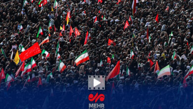 ثبت تصاویر بالگرد از حضور مردم در مراسم وداع با رهبر شهید - هشت صبح