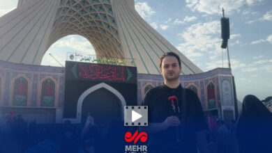 حال و هوای میدان آزادی در لحظات آغازین مراسم تشییع پیکر آقای شهید - هشت صبح