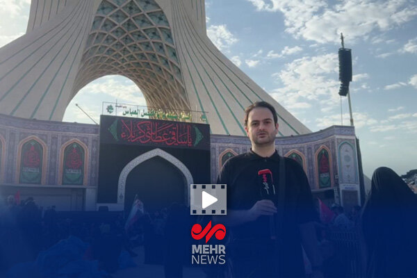 حال و هوای میدان آزادی در لحظات آغازین مراسم تشییع پیکر آقای شهید - هشت صبح