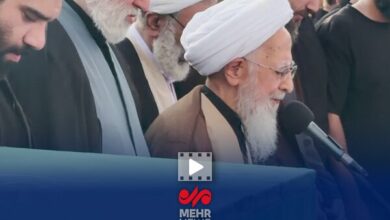 بغض حضرت آیت‌الله جوادی آملی و مردم حاضر در نماز بر پیکر رهبر شهید - هشت صبح