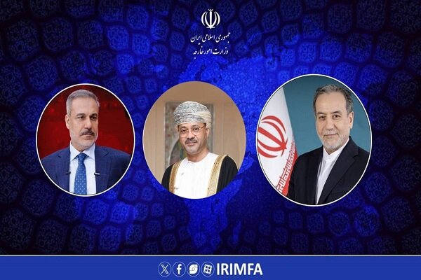 گفتگوی تلفنی عراقچی با وزرای امور خارجه عمان و ترکیه - هشت صبح