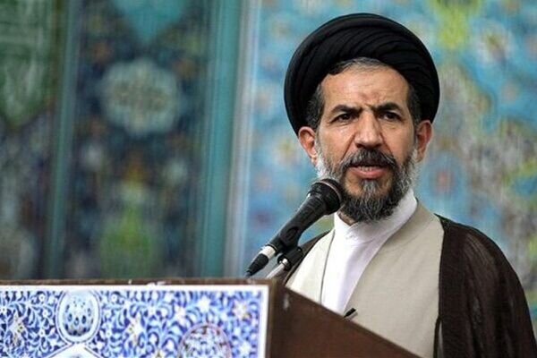 ابوترابی فرد: اجازه دخالت در امور تنگه هرمز را نمی دهیم - هشت صبح