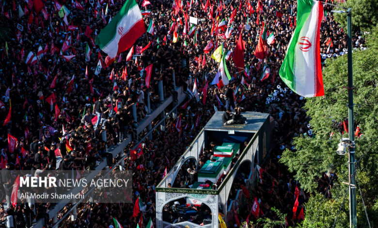 ثبت ملی تشییع پیکر رهبر شهید در فهرست میراث فرهنگی ناملموس - هشت صبح