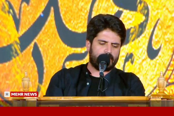 شعرخوانی محمد رسولی در مراسم بزرگداشت رهبر شهید انقلاب - هشت صبح