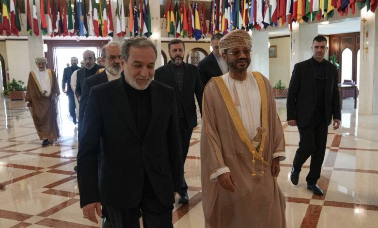 استقبال وزیر امور خارجه عمان از عراقچی - هشت صبح