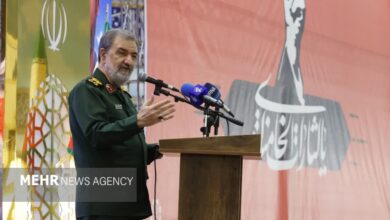 رضایی: انتقام پرونده جدید جنگ تحمیلی است؛ همراهی مردم سرمایه اصلی کشور - هشت صبح