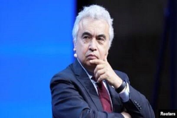تداوم اختلال تردد از تنگه هرمز امنیت انرژی را به خطر میاندازد - هشت صبح
