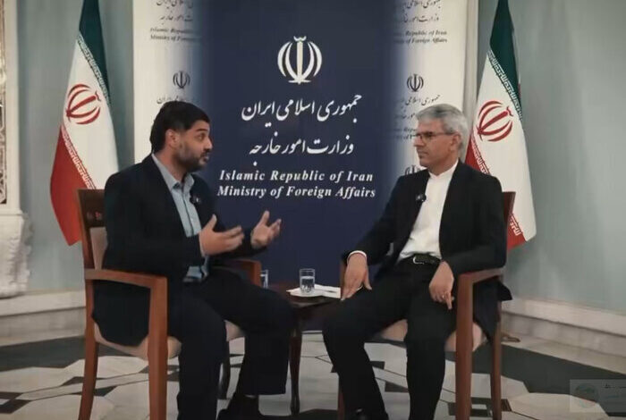 بقائی: تفاهم نامه اجازه مسیر موازی در تنگه هرمز را نمیدهد - هشت صبح