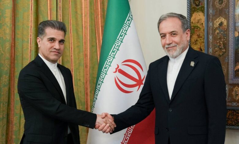 دیدار سرکنسول جدید جمهوری اسلامی ایران در مرو با عراقچی - هشت صبح