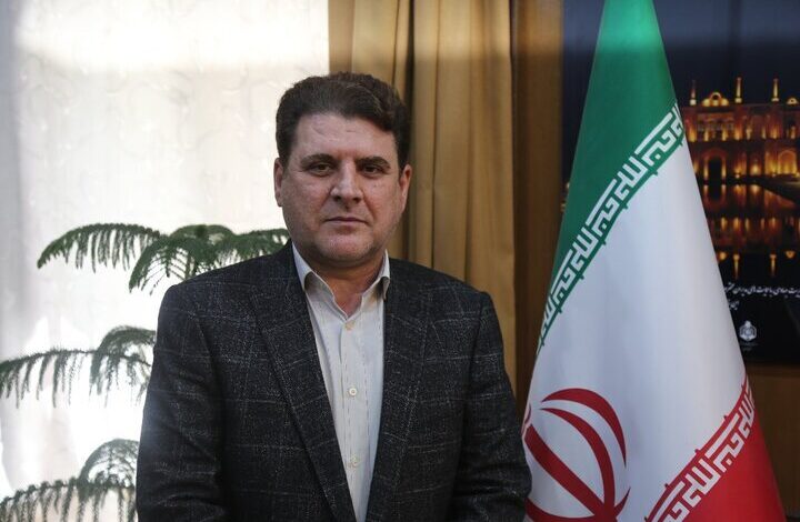 زینیوند: مدیریت استانهای مورد تهاجم دشمن، به خوبی انجام شده است - هشت صبح