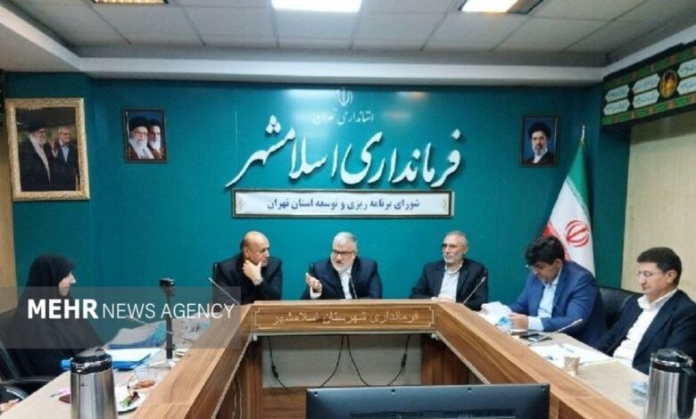 معتمدیان: مدیرانی که مسئولیت پذیر نباشند برکنار می شوند - هشت صبح