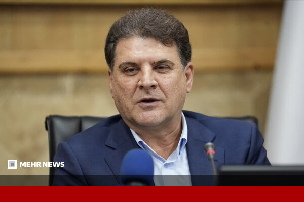 زینی وند: در مورد واردات واگن مترو از چین لغو قراردادی وجود ندارد