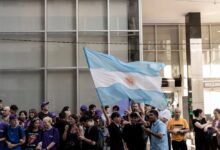 روح مارادونا در بدن دیاز!