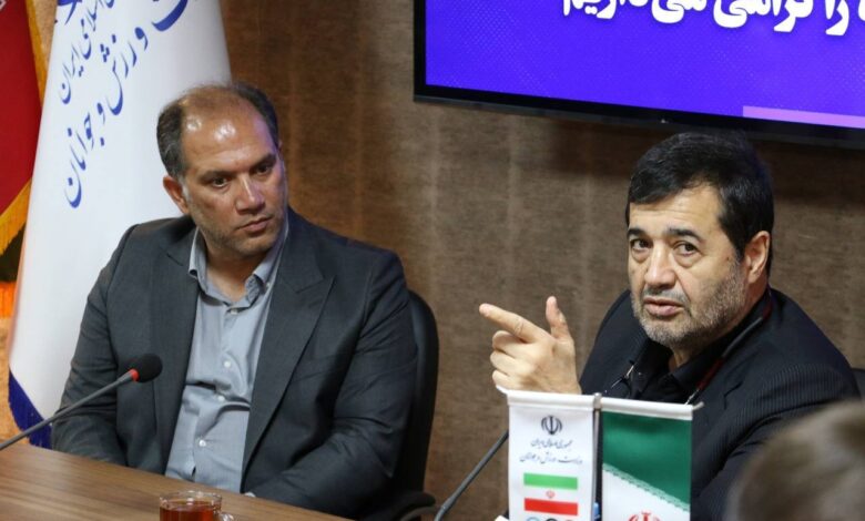 وزیر ورزش: فدراسیون انجمن های ورزشی در ورزش کشور تحول ایجاد خواهد کرد