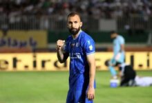 چشمی بدون قرارداد با استقلال تمرین کرد