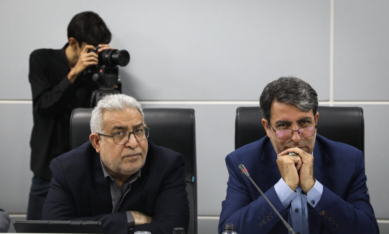 منادی: اکثریت نمایندگان با اخذ تعهدات مشروط از پاسخ‌های وزیر آموزش و پرورش قانع شدند/ حاجی بابایی: اداره صندوق ذخیره فرهنگیان با شیوه‌های گذشته امکان‌پذیر نیست