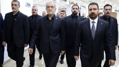 پزشکیان با استقبال رسمی نخست وزیر عراق وارد فرودگاه نجف شد