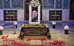 نمایی متفاوت از مزار رهبر شهید و خانواده شهید ایشان