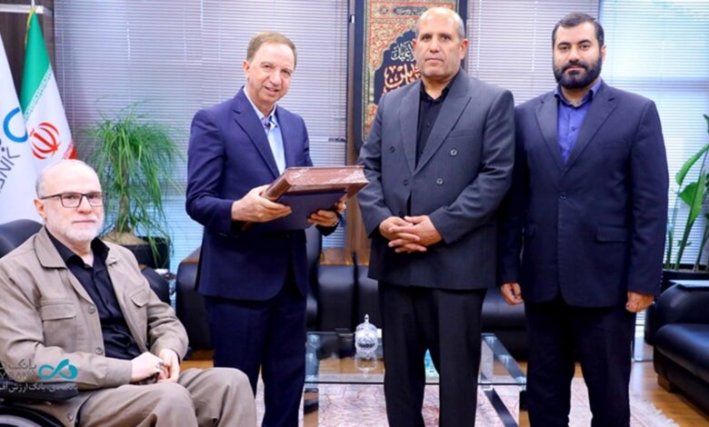 قدردانی ویژه مدیرکل بنیاد شهید و امور ایثارگران از عملکرد اشتغالزایی بانک دی