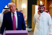 الجزیره: بعد از ظهر شنبه، بن سلمان در تماس تلفنی با ترامپ هشدار داد که حمله به زیرساختهای حیاتی ایران میتواند به حملات تهران علیه تأسیسات انرژی کشورهای حاشیه خلیج فارس منجر شود؛ سپس شنبه شب، رئیسجمهور آمریکا اعلام کرد که حمله برنامهریزی شده خود را لغو کرده