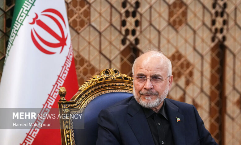 پیام تبریک رئیس مجلس به دریادار عظمایی - هشت صبح