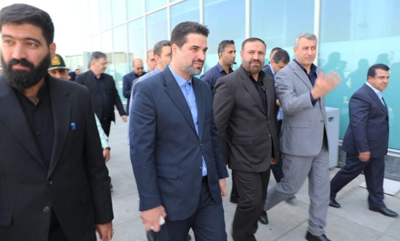 بازدید دادستان تهران از خدماترسانی به زائران اربعین در ترمینال سلام - هشت صبح