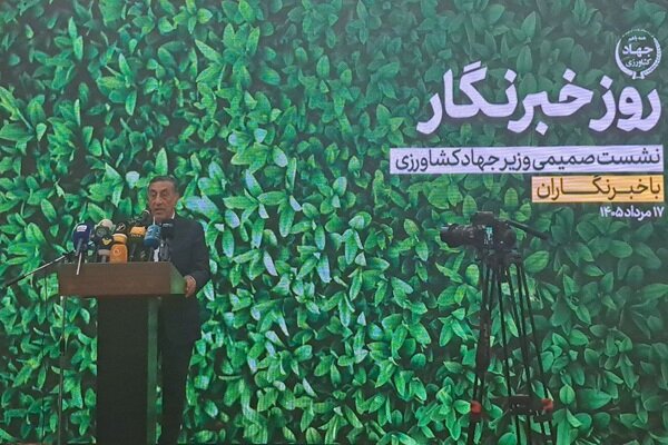قائم‌پناه: دولت باید بتواند با جامعه گفتگو کرده و صدای مردم را بشنود - هشت صبح